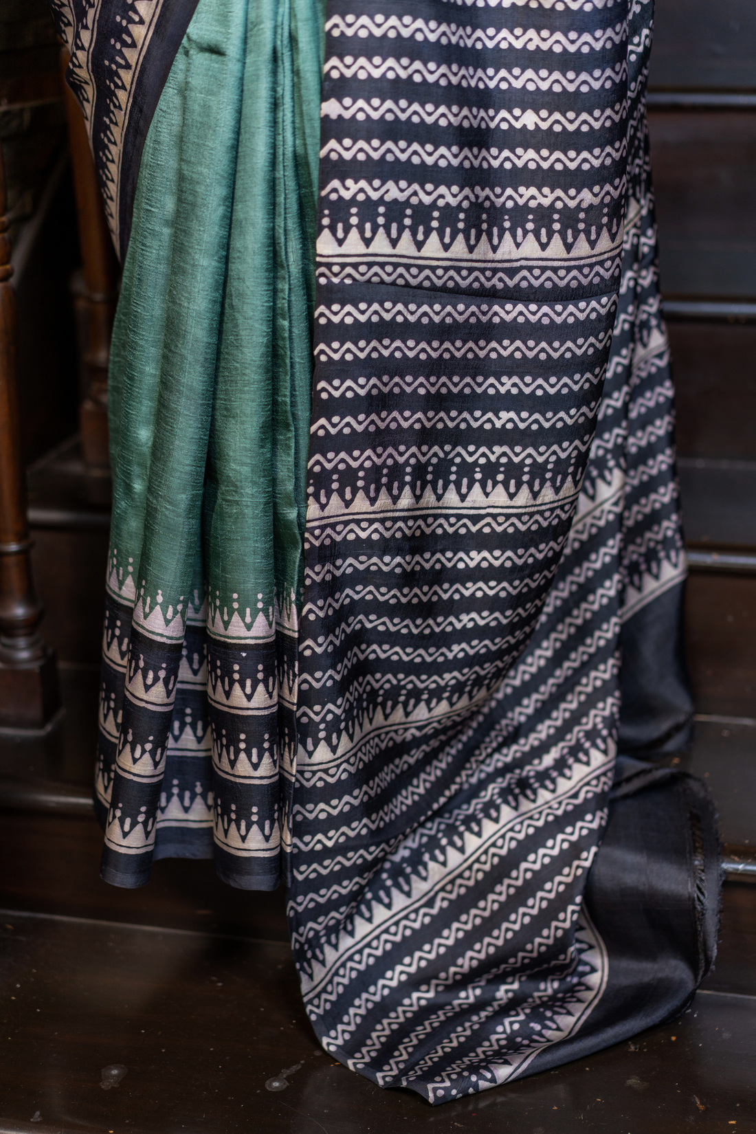 Emerald Whisper Handwoven Silk Saree — A Harmony of Subtle Elegance