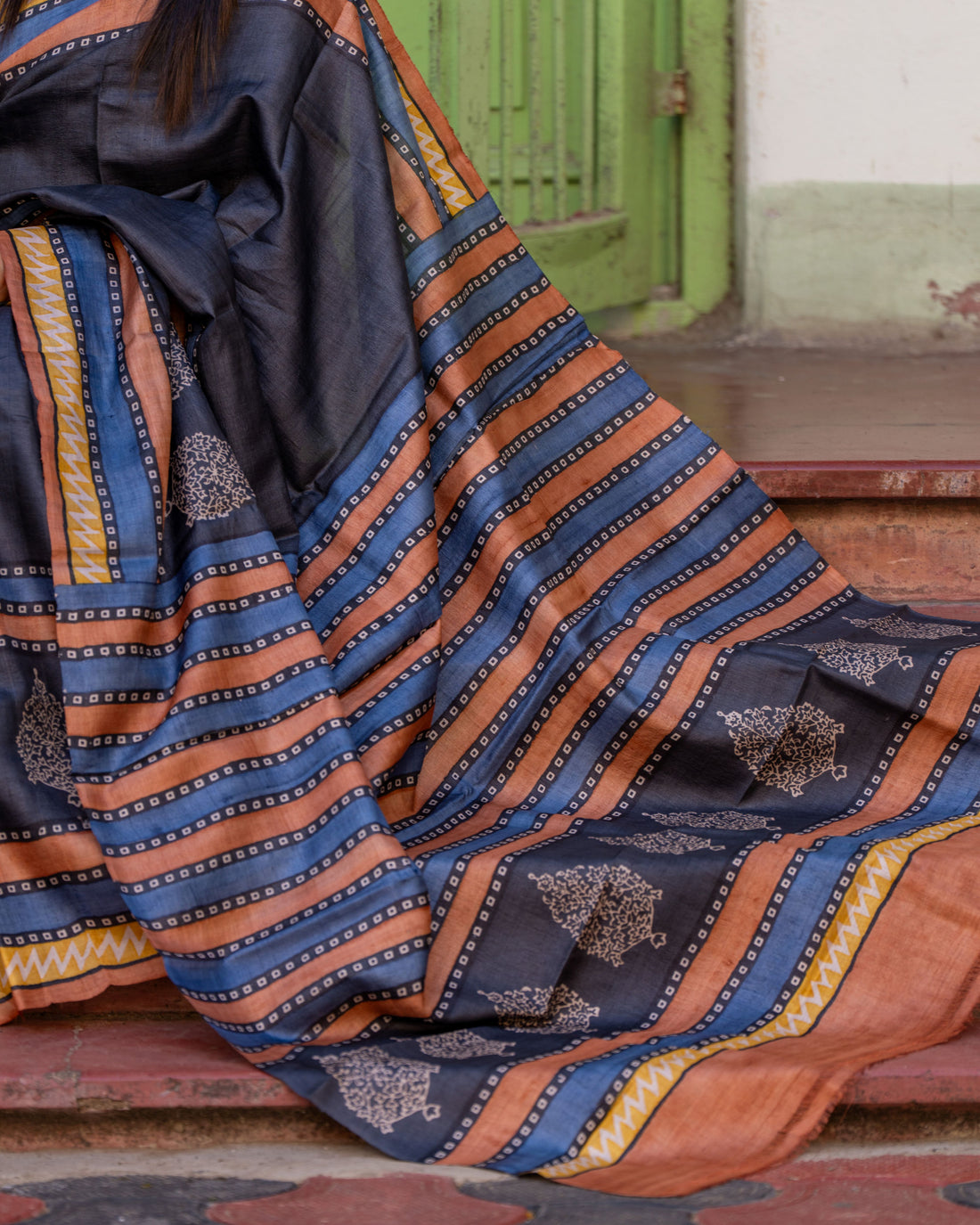 Neelambara Siuli Batik Pure Silk Saree
