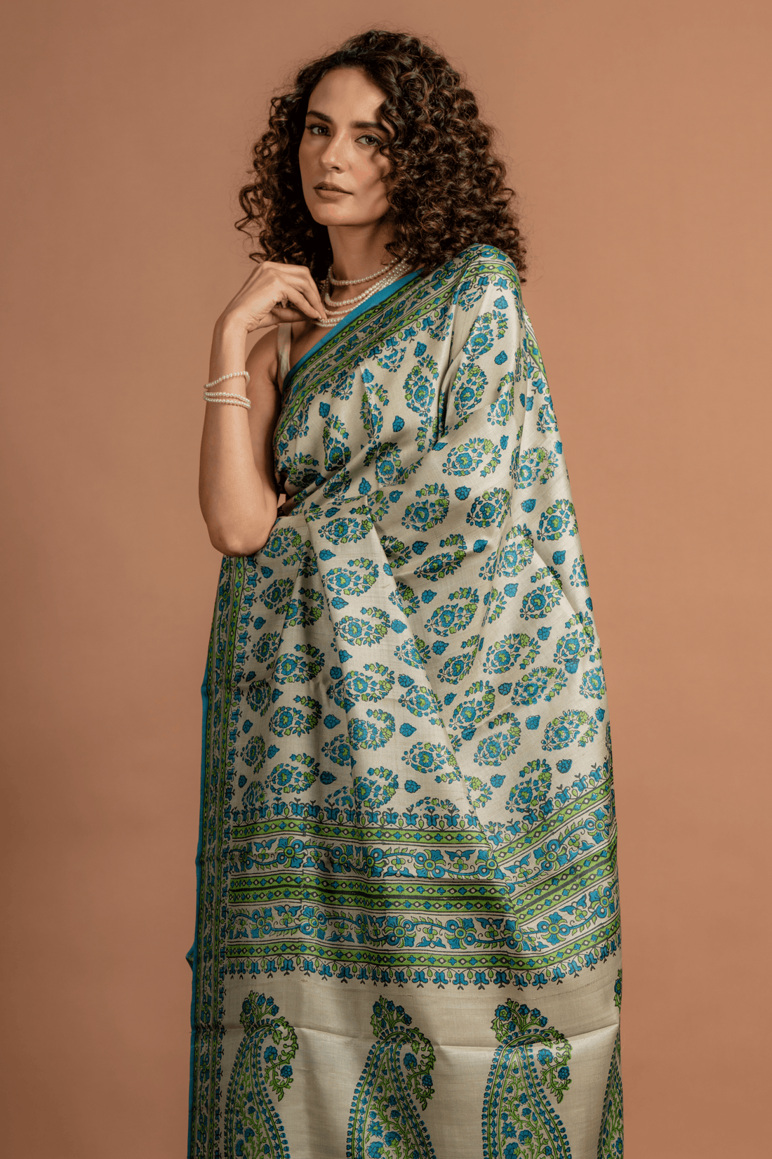 Oasis Bloom Cotton: Effortless Style in Hand-Printed Comfort