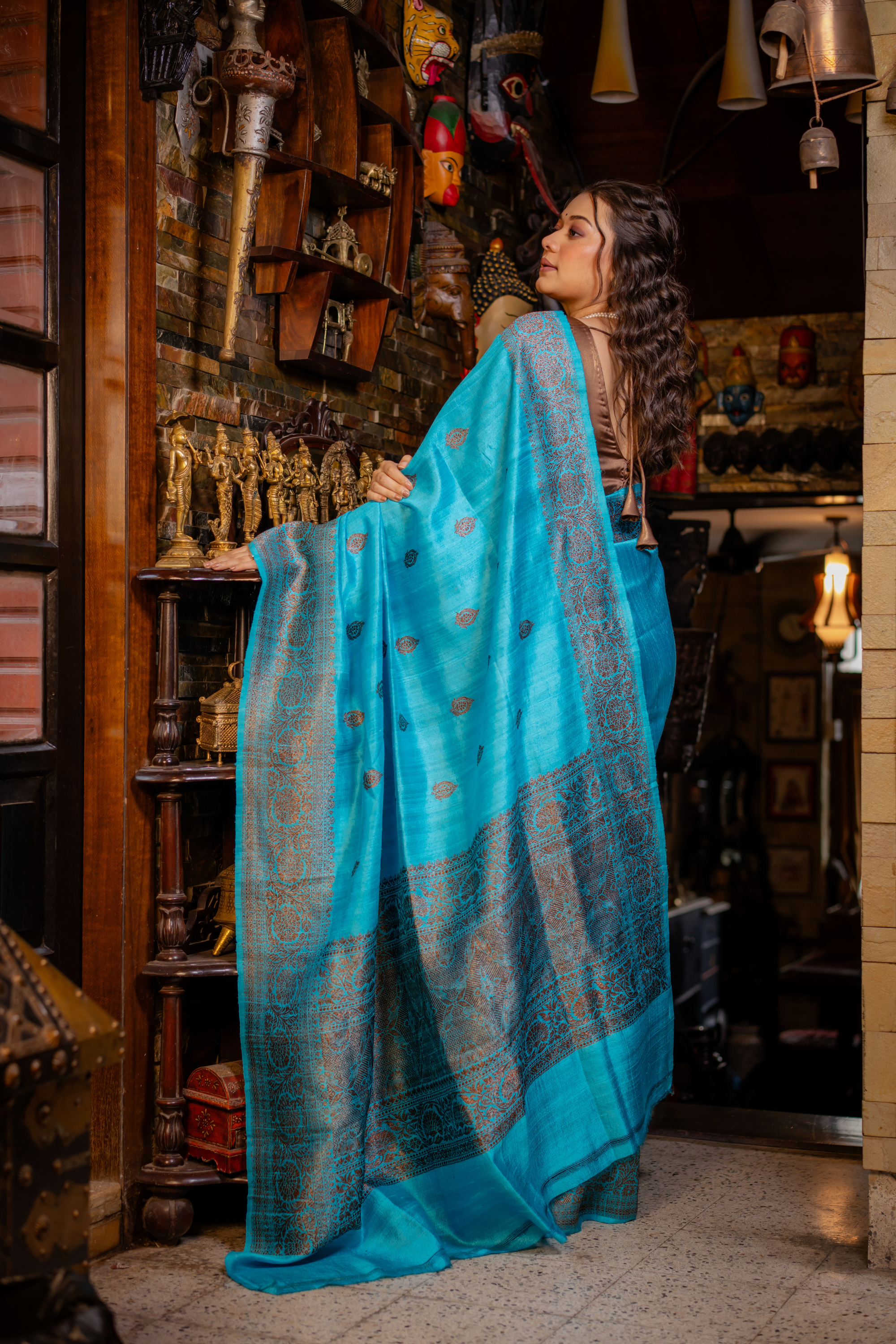 Turquoise Teal: Vibrant Hues on Textured Tussar Silk
