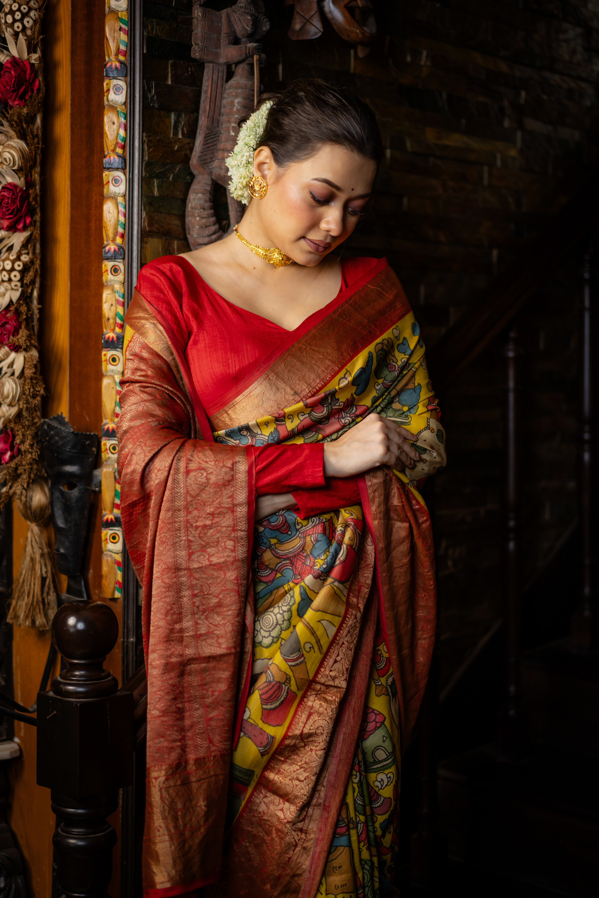Canary Kalamkari Art Silk: A Canvas of Woven Tradition