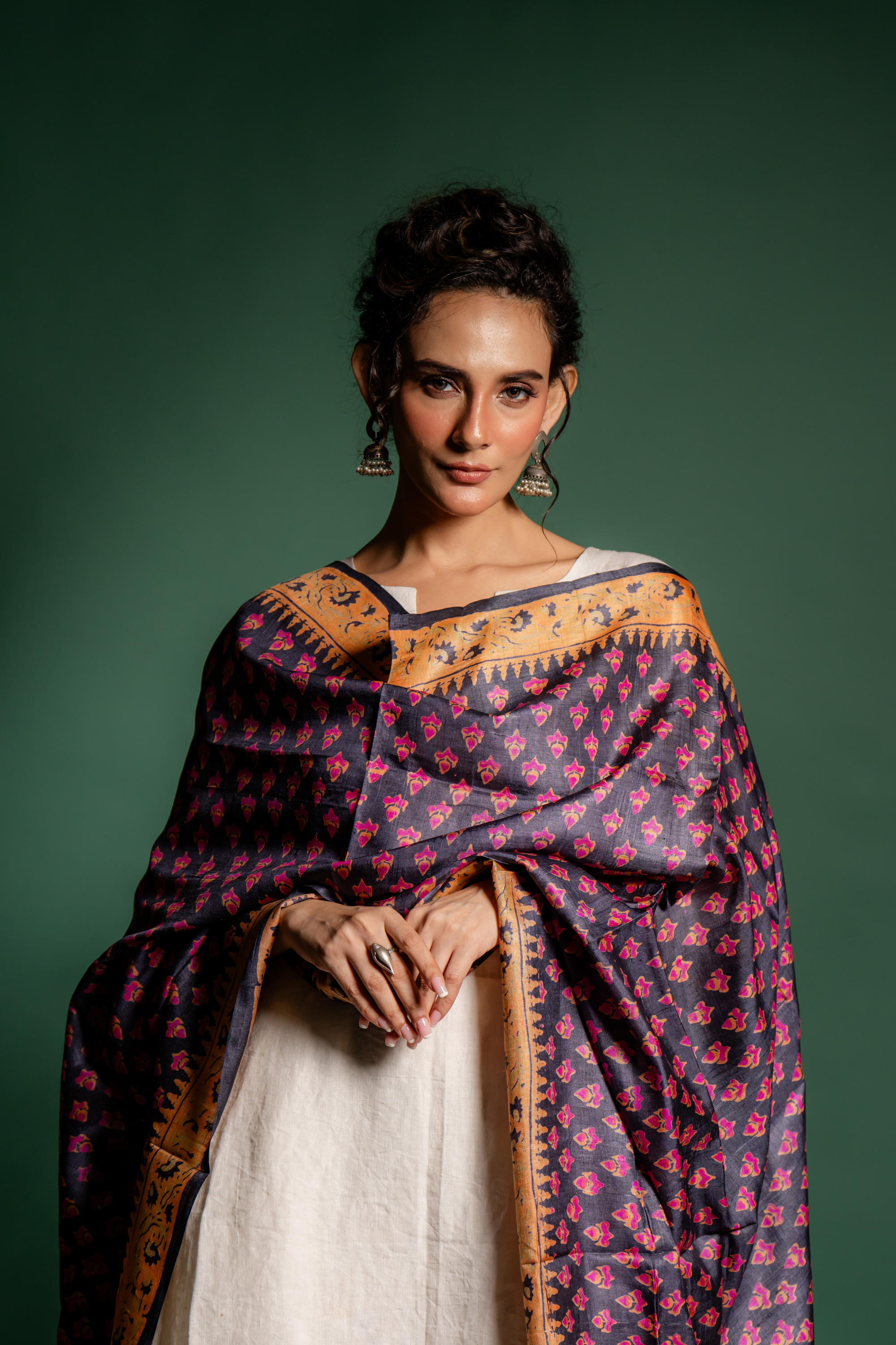 Midnight Bloom Heritage Silk Dupatta: The Art of Contrasting Elegance