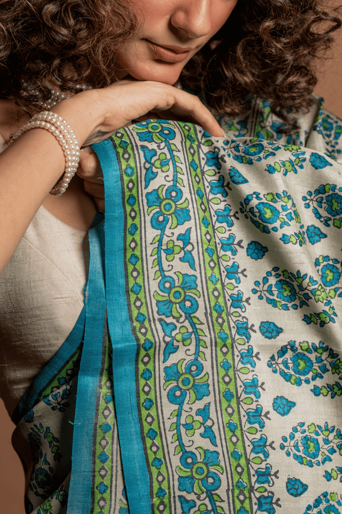 Oasis Bloom Cotton: Effortless Style in Hand-Printed Comfort