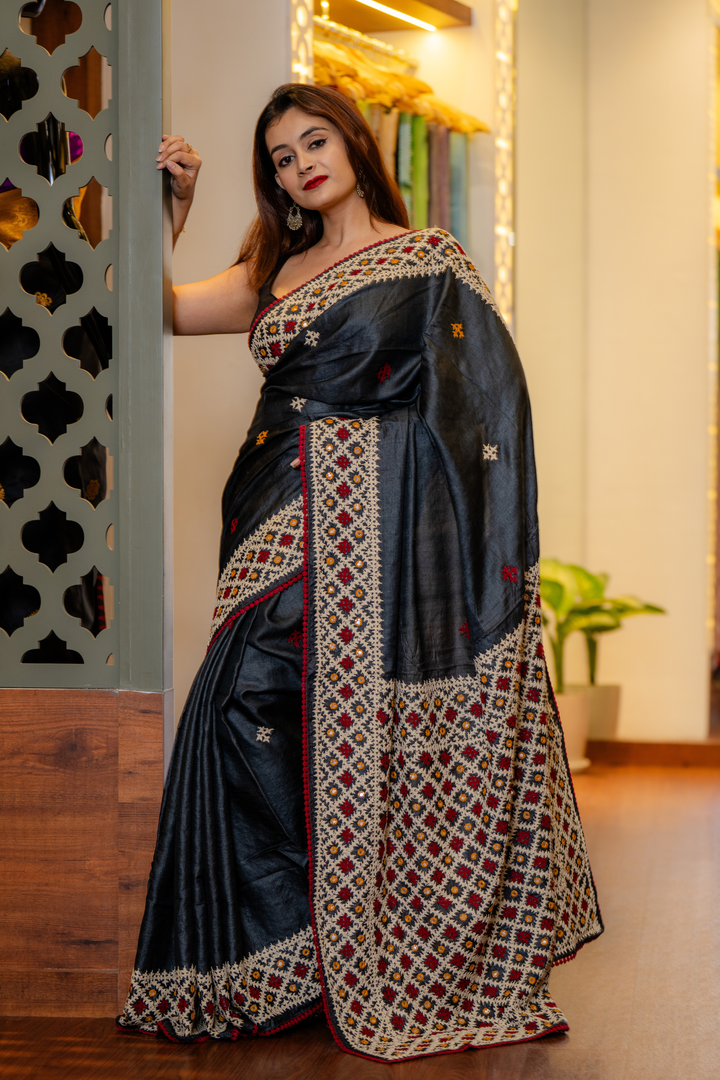Ebony Dreams: Artisan Embroidery on Textured Tussar Silk