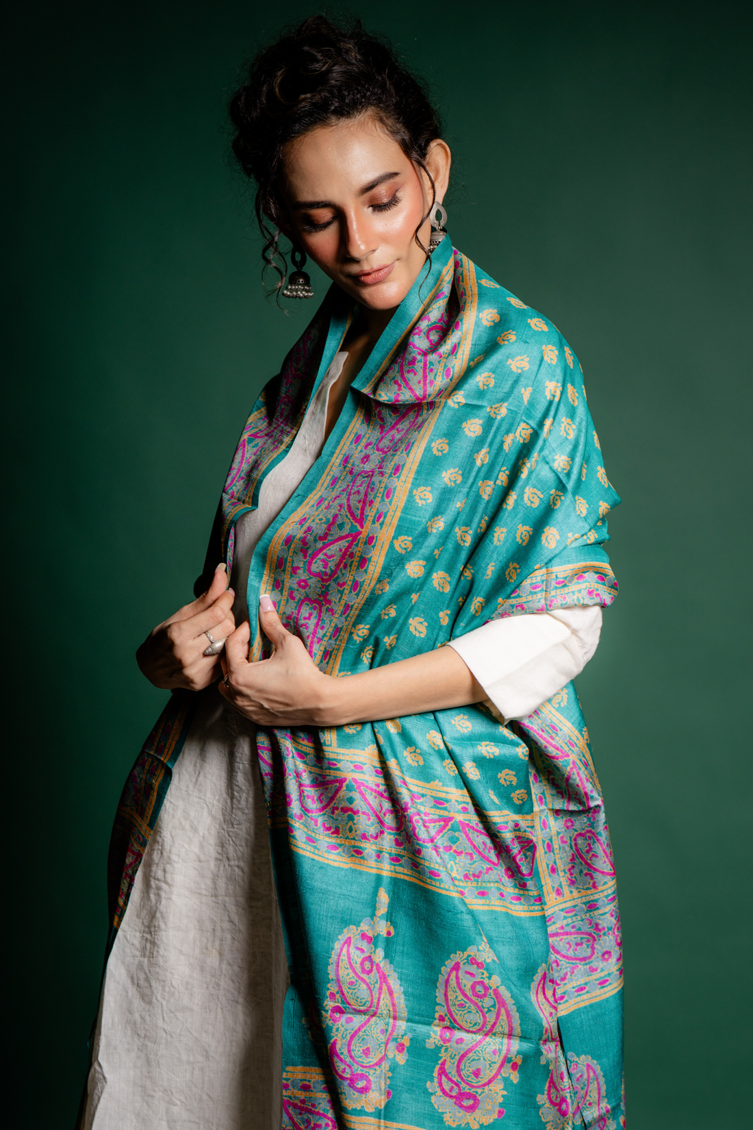 Aqua Gulmohar Silk Dupatta: The Blooming Serenity of Handwoven Grace