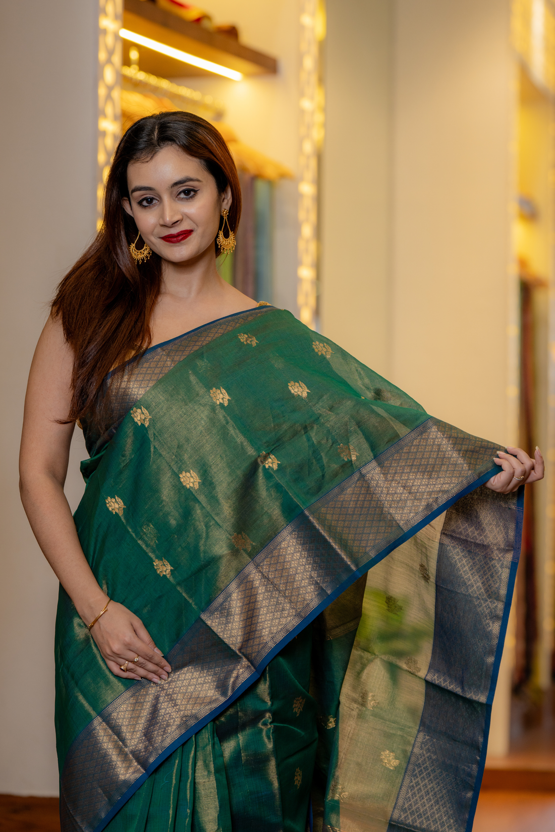 Emerald Royale: The Grandeur of Pure Silk Brocade