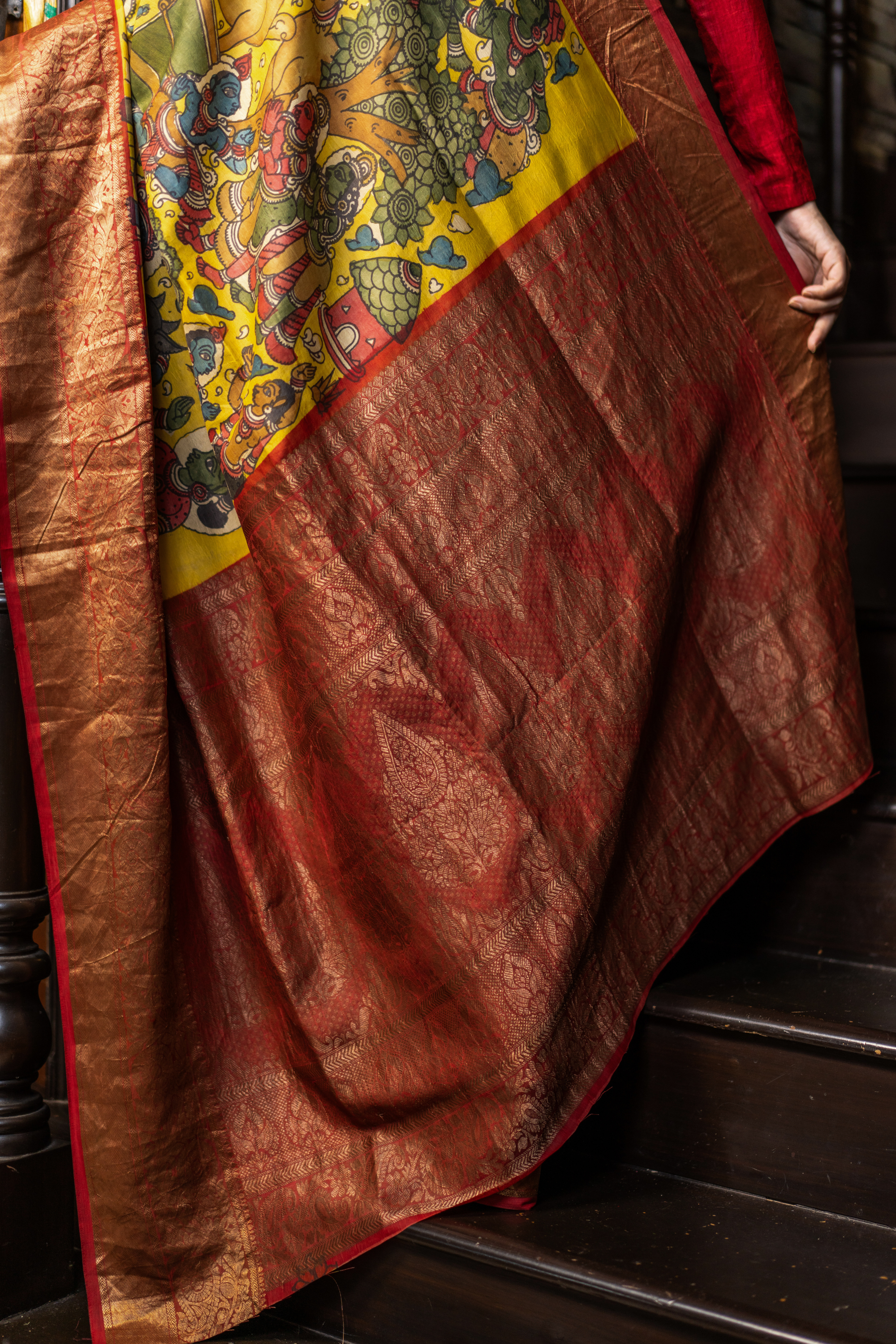 Canary Kalamkari Art Silk: A Canvas of Woven Tradition